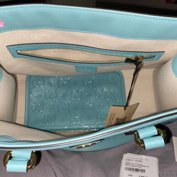 Brand new Baby blue Gucci bag. 3600$ retail - Picture 3 of 4